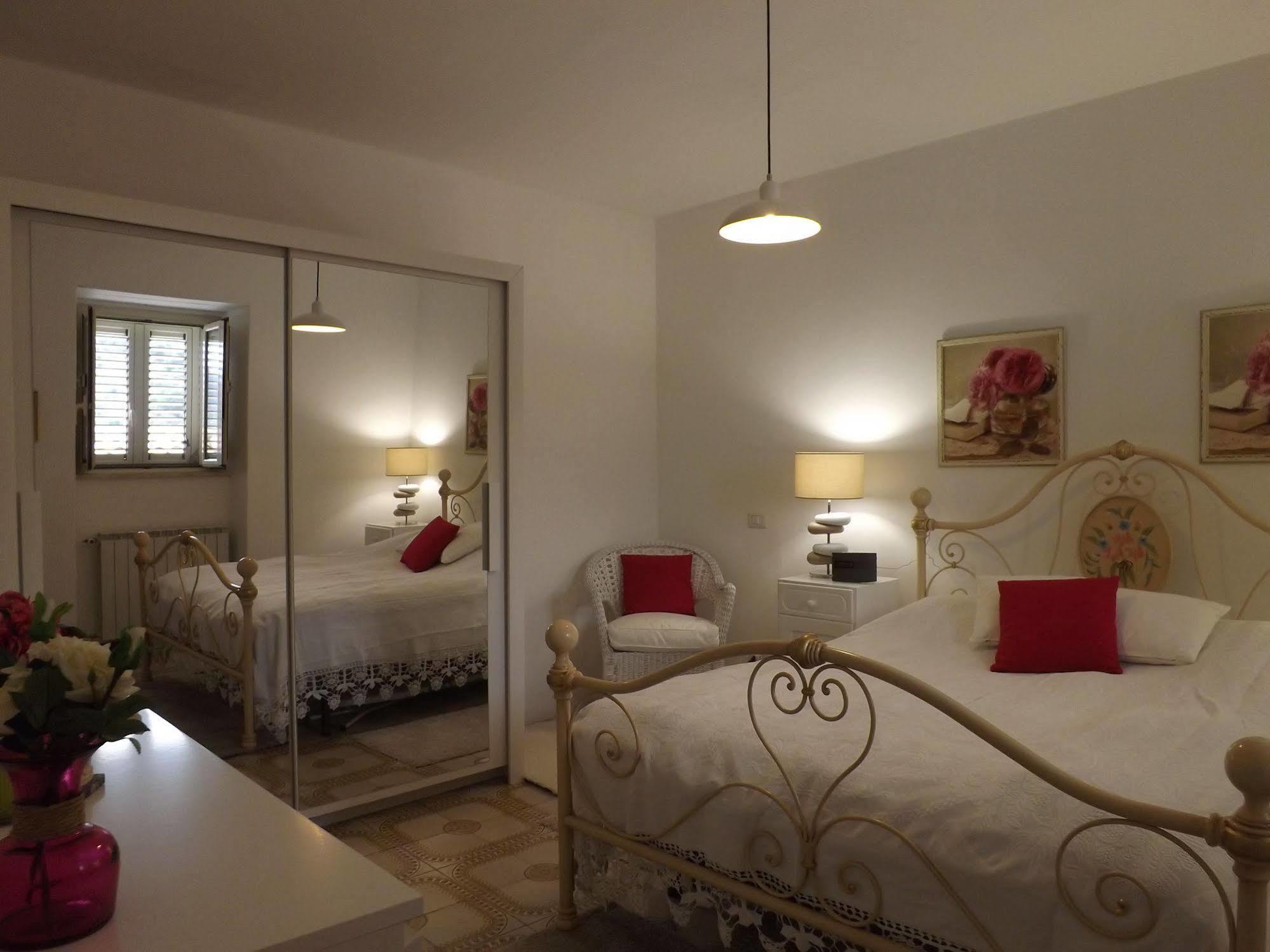 Albergo Diffuso Borgo Gallodoro Exteriör bild